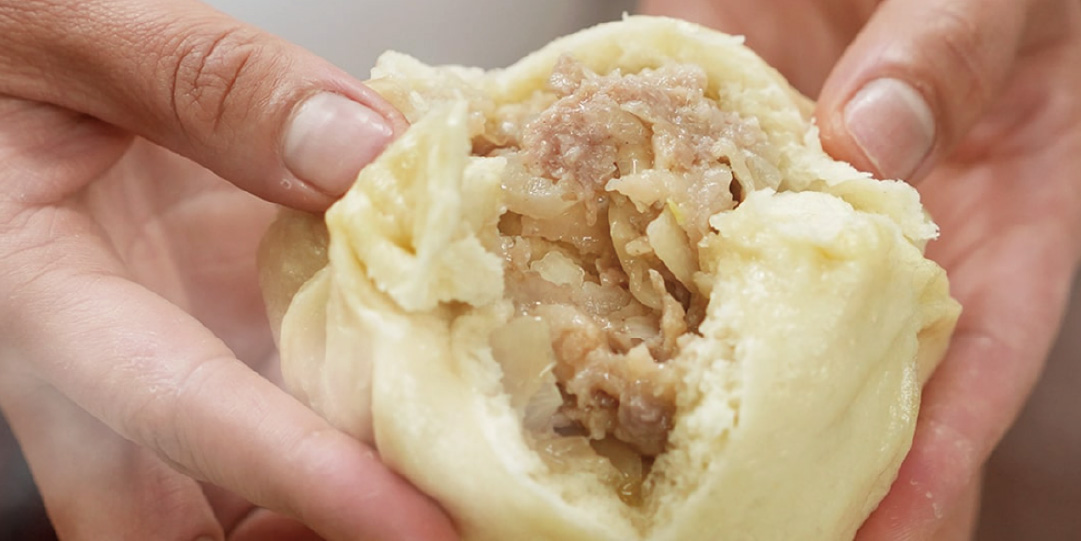 肉まん専門店「玲玲香包」